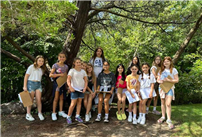 a group of students thumbnail249606